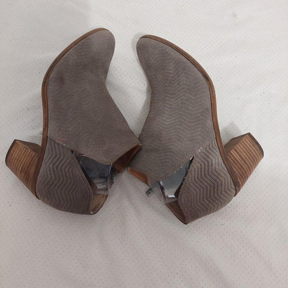 Lucky Brand Pickla Ankle Boots Womens Size 9.5 M Textured Gray Taupe Leather Zip - Picture 6 of 11